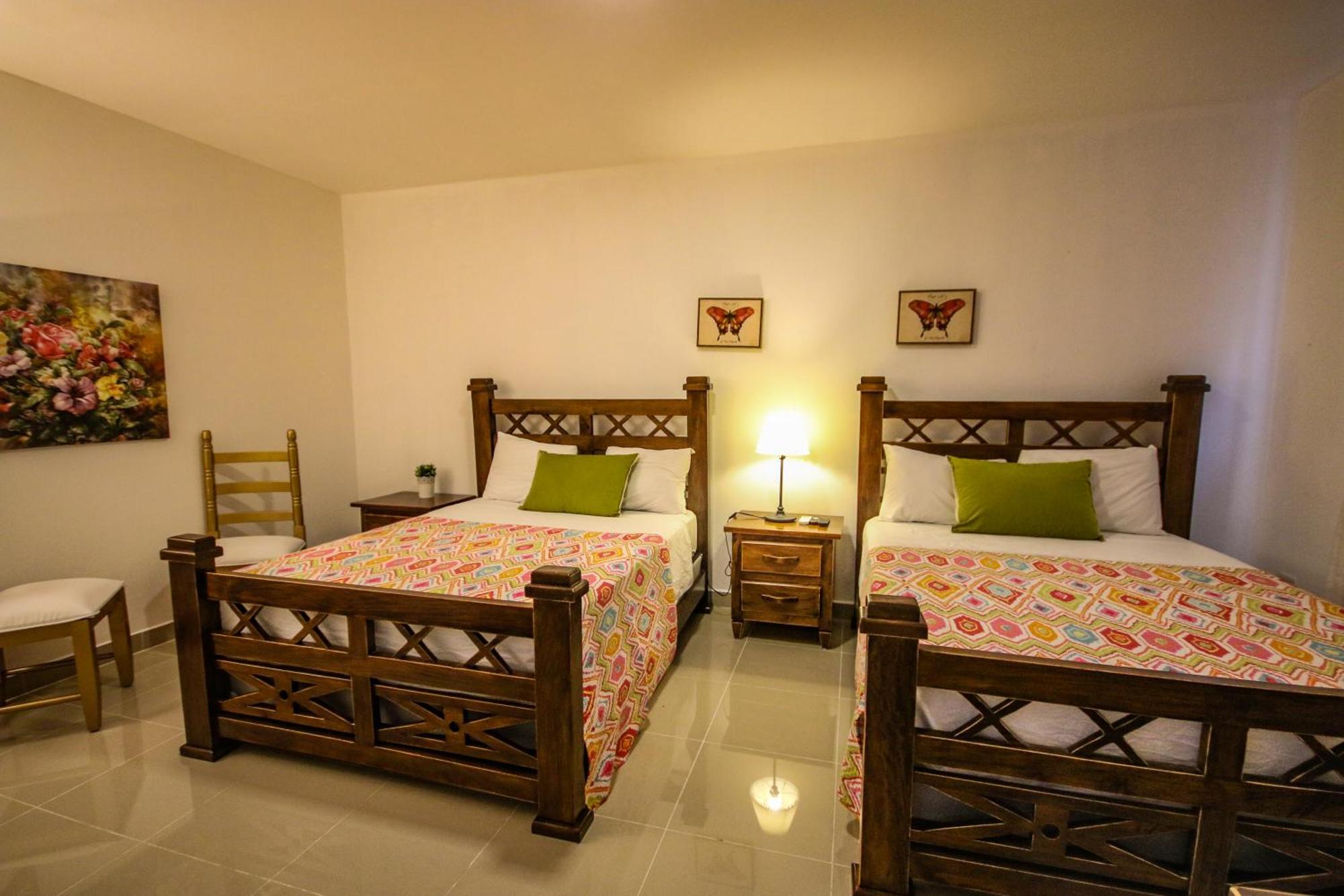 Deluxe Suites Guacamayos - Eco-Lodge & Swimming Pool Bonao Zewnętrze zdjęcie