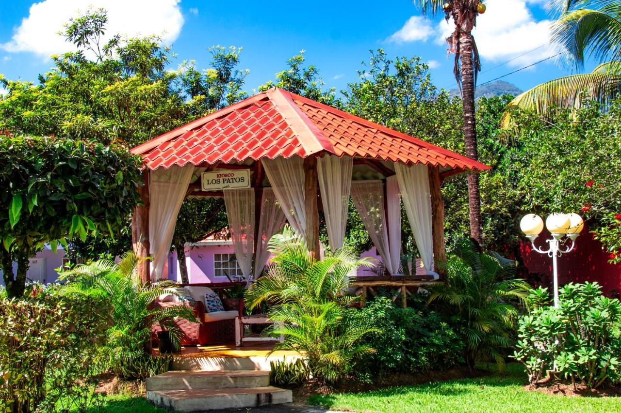 Deluxe Suites Guacamayos - Eco-Lodge & Swimming Pool Bonao Zewnętrze zdjęcie