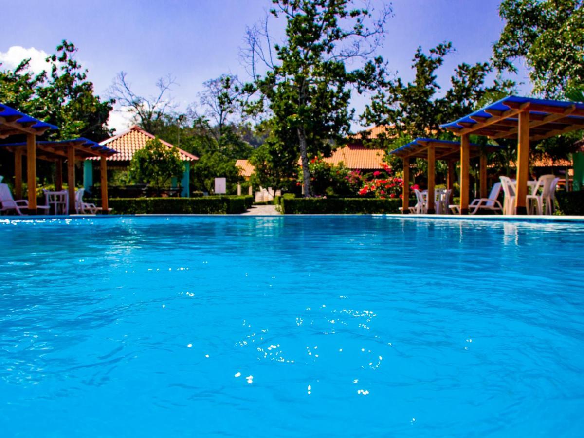 Deluxe Suites Guacamayos - Eco-Lodge & Swimming Pool Bonao Zewnętrze zdjęcie