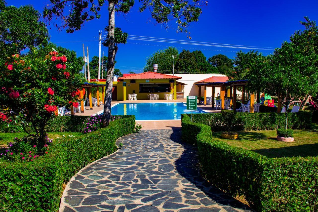 Deluxe Suites Guacamayos - Eco-Lodge & Swimming Pool Bonao Zewnętrze zdjęcie